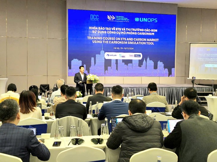 Steel, thermal power enterprises participate in training course on ETS and carbon market