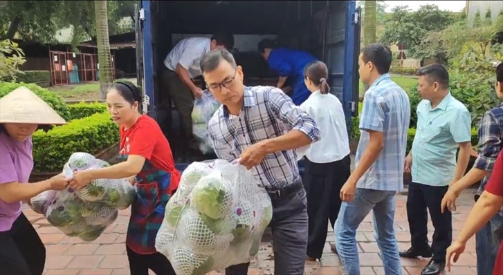 Tôn mạ VNSTEEL Thăng Long - Viết thêm nhiều tháng 10 ý nghĩa