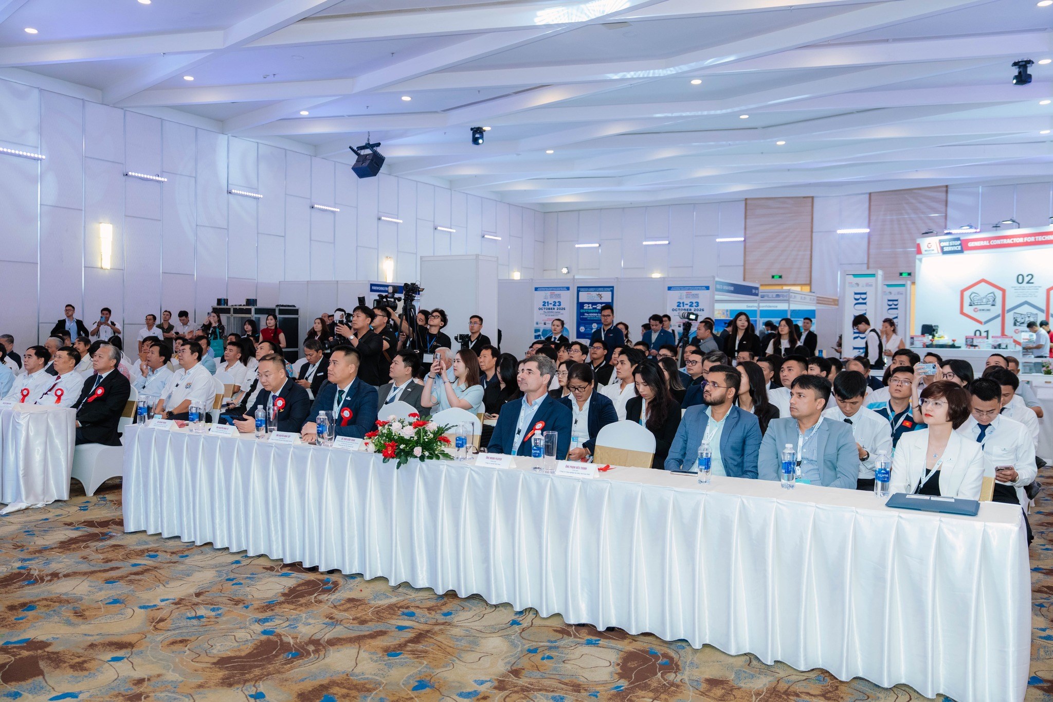 589712753_1385354666934831_5300019066776801940_n