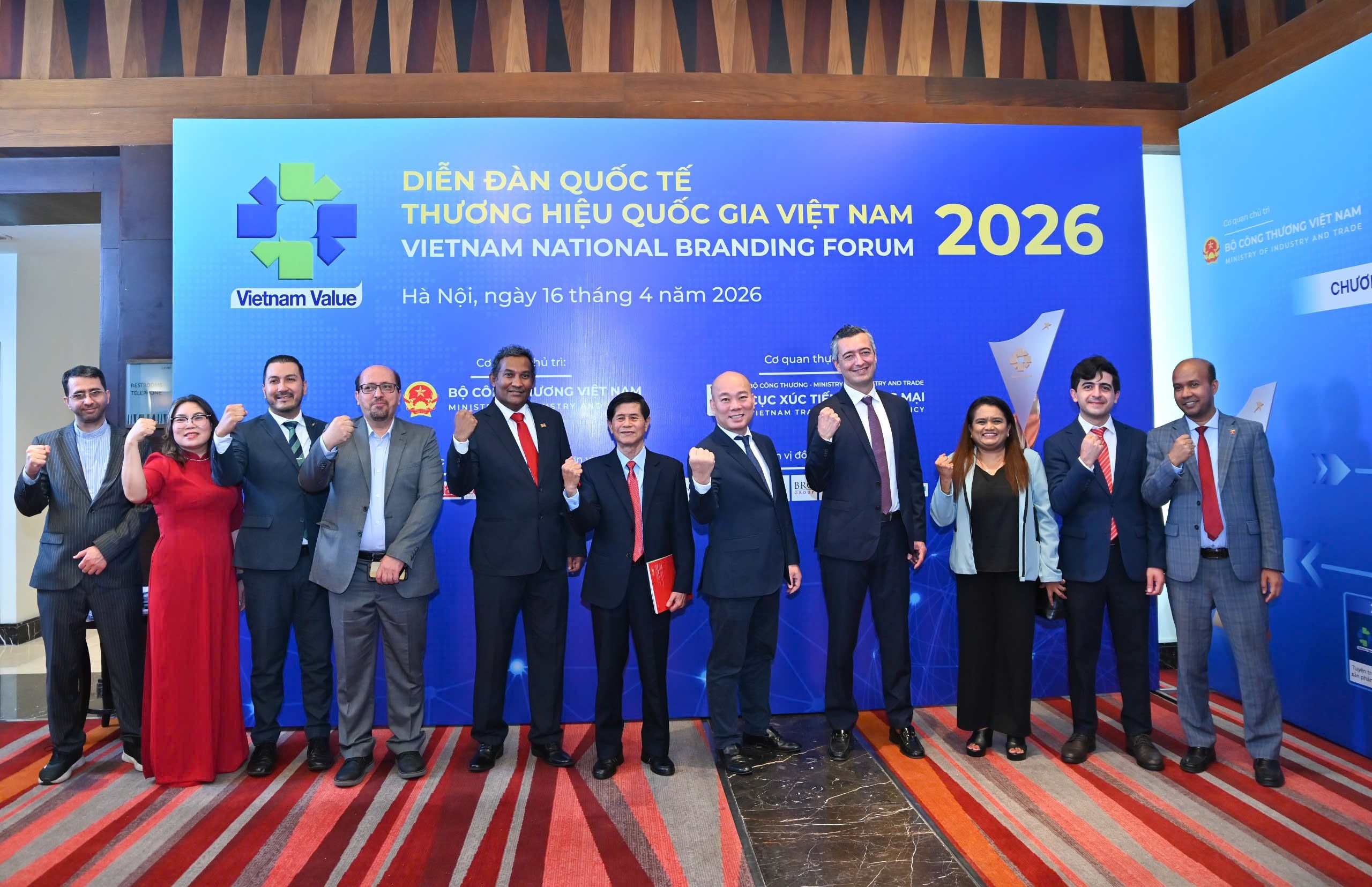 z7732433001395_bdee8fa8ca8924bbe699d8b24b9ca55a